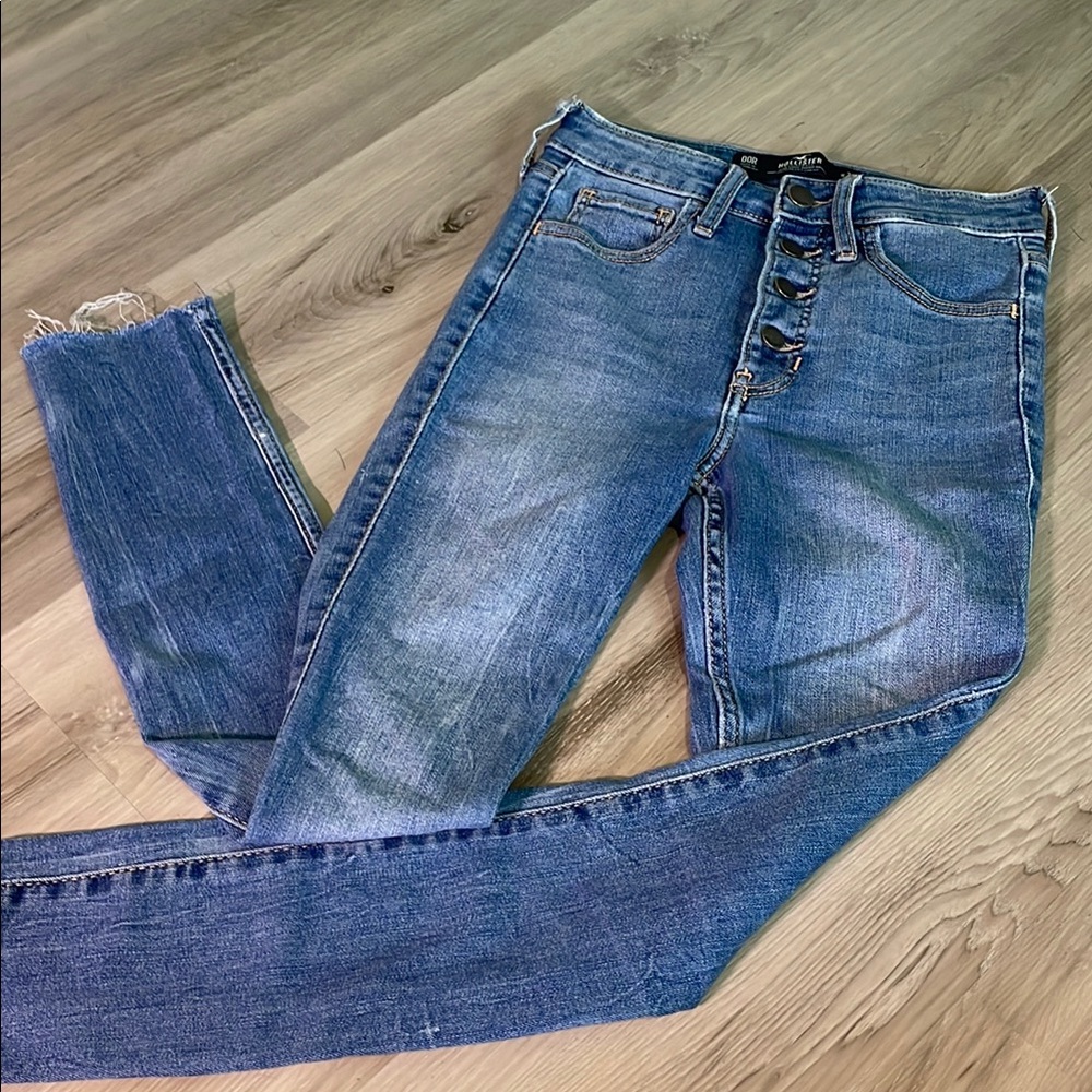 Hollister High Rise crop super skinny jeans